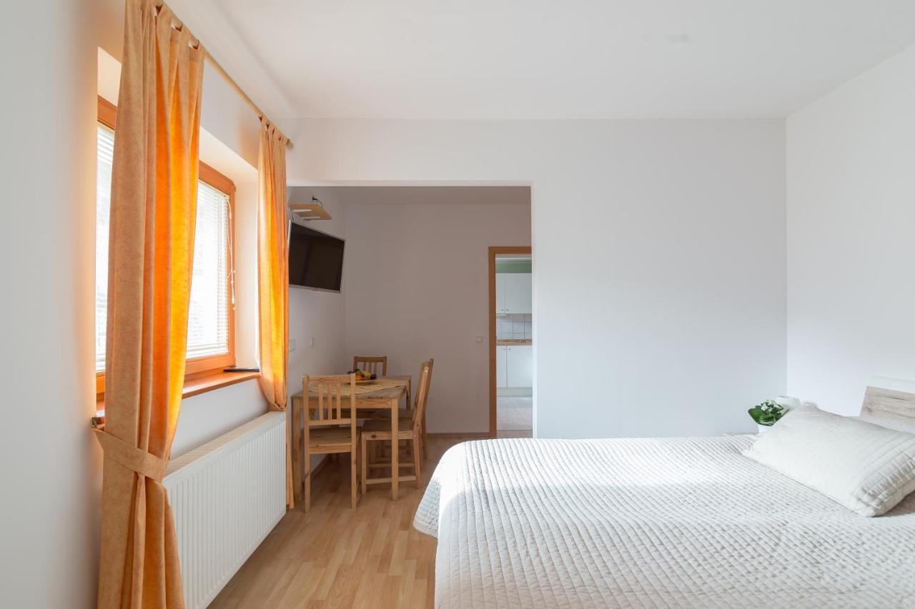 Apartments Valant Μπλεντ Εξωτερικό φωτογραφία